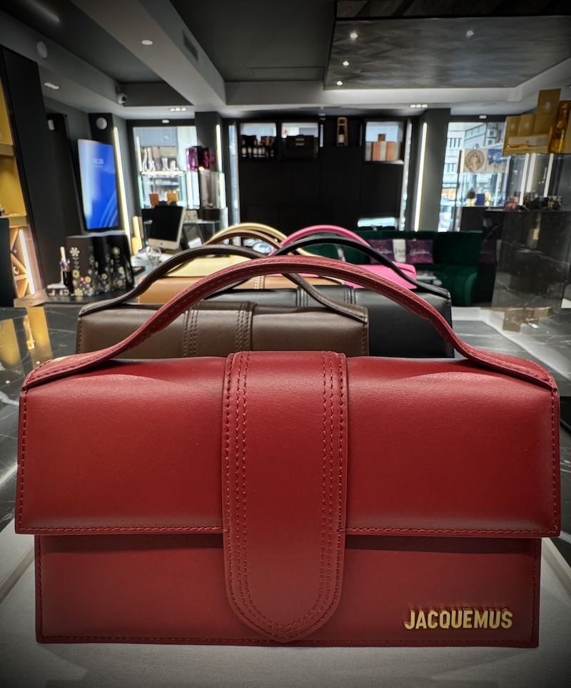 BORSA JACQUEMUS GRANDE BAMBINO