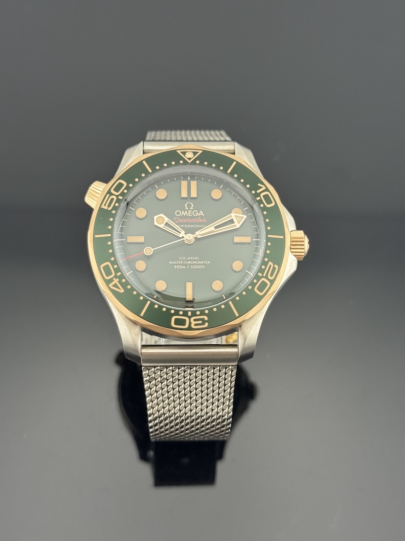 SEAMASTER DIVER 300 REF. 210.90.42.20.10.001